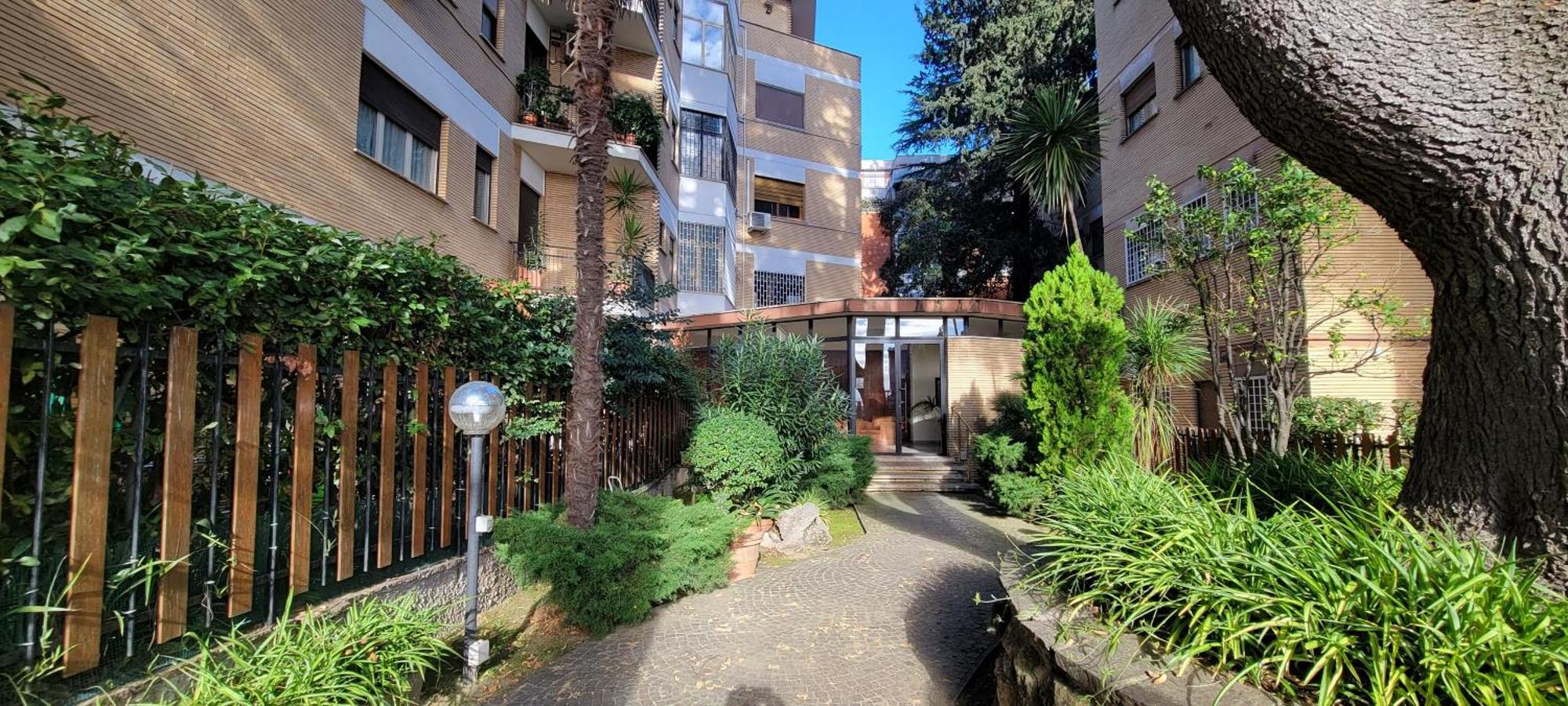 Bnb Rooms And Comfort Рим Экстерьер фото